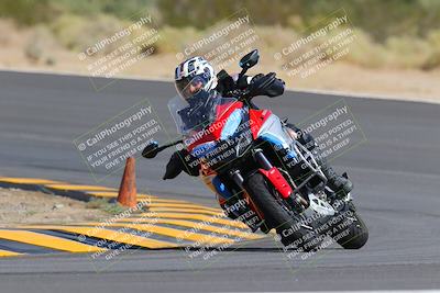 media/Oct-03-2022-Moto Forza (Mon) [[5f077a3730]]/Beginner Group/Session 2 (Turn 10)/